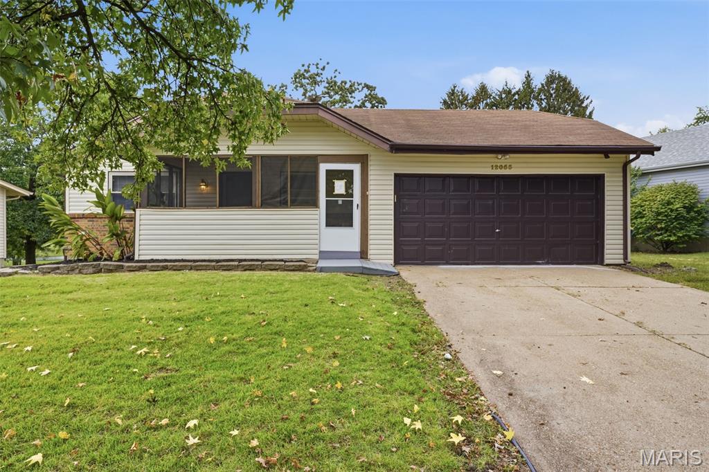 Photo of 12053 La Padera Florissant MO 63033