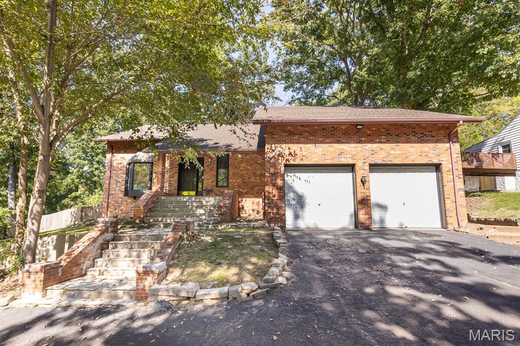 Photo of 32 Windsor Drive Belleville IL 62223