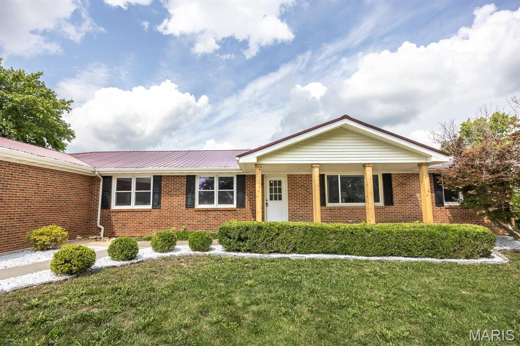 Photo of 9355 State Route 3 Red Bud IL 62278
