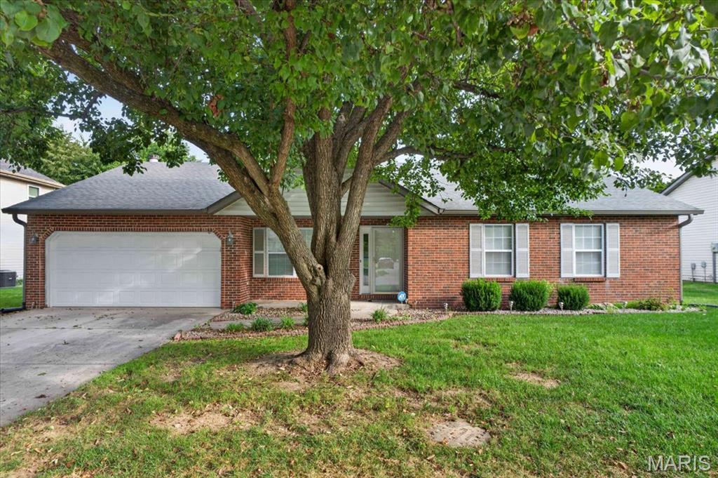 Photo of 801 Green Haven Drive Swansea IL 62226