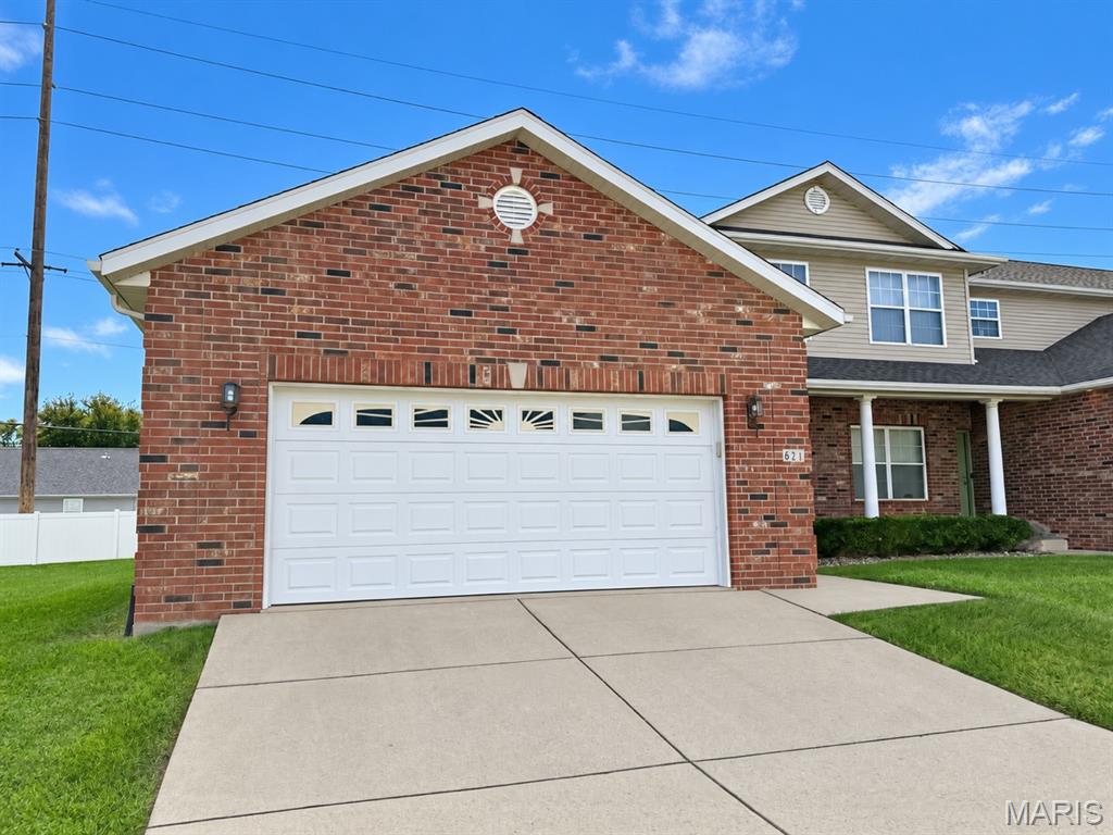 Photo of 621 Titan Drive O'Fallon IL 62269