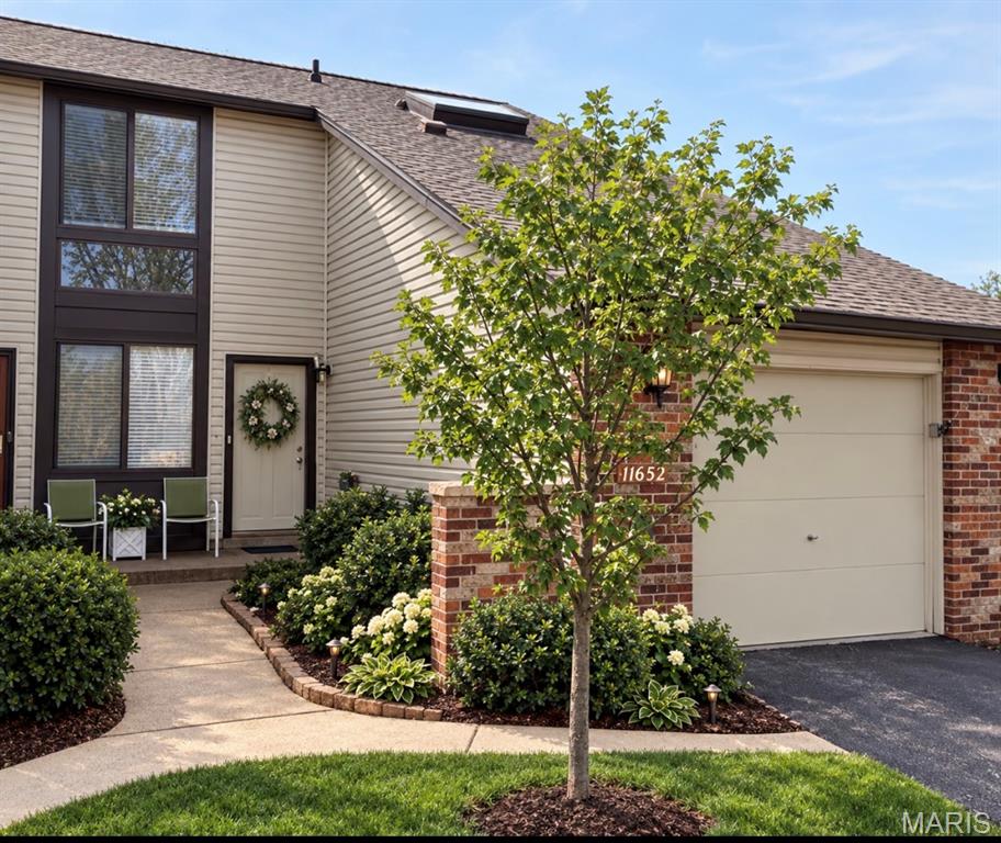 Photo of 11652 Cedar Walk Drive Maryland Heights MO 63146