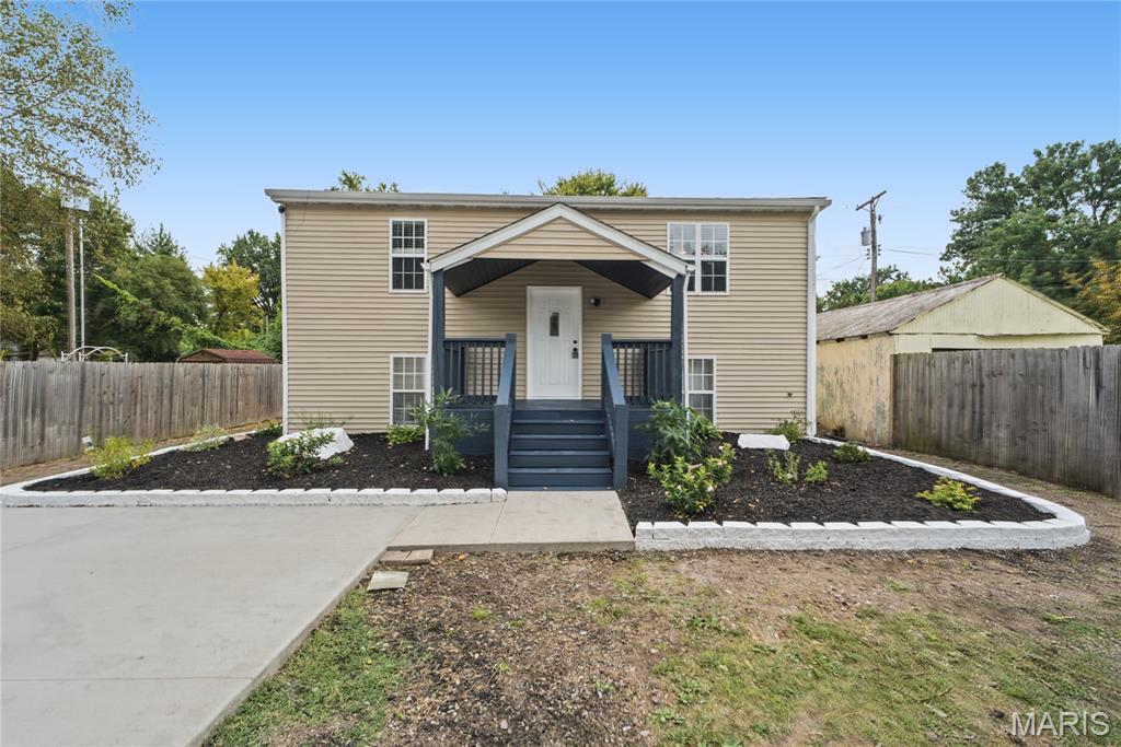Photo of 2548 Hemlock Avenue Granite City IL 62040