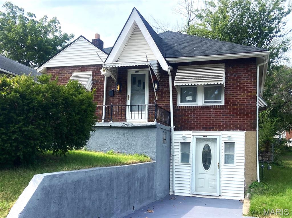 Photo of 3101 Gary Drive Velda Village Hills MO 63121