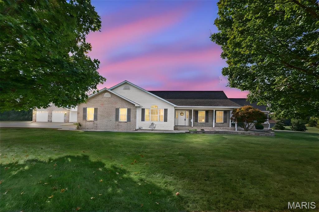 Photo of 7055 Heartland Drive Moro IL 62067