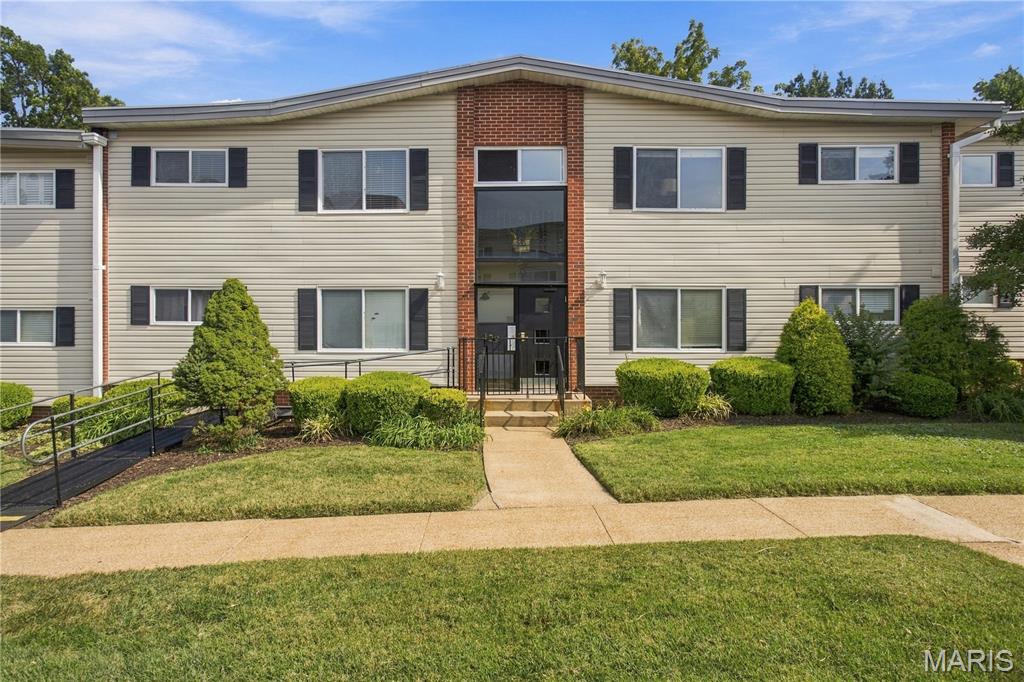 Photo of 129 E Washington Avenue #2S St Louis MO 63122