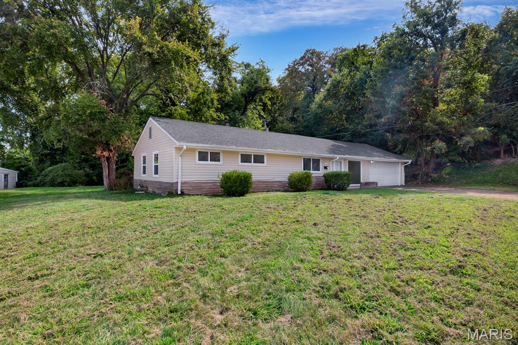 Photo of 5500 Winchelsea Drive St Louis MO 63121