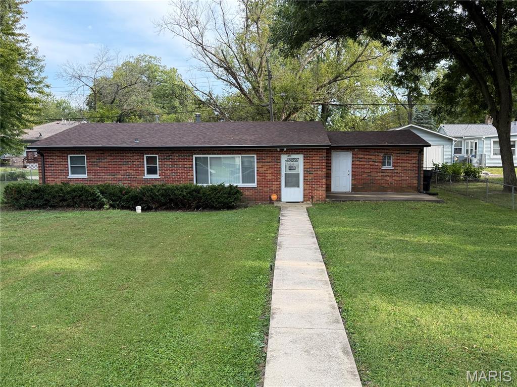 Photo of 1814 N Charles Street Belleville IL 62221