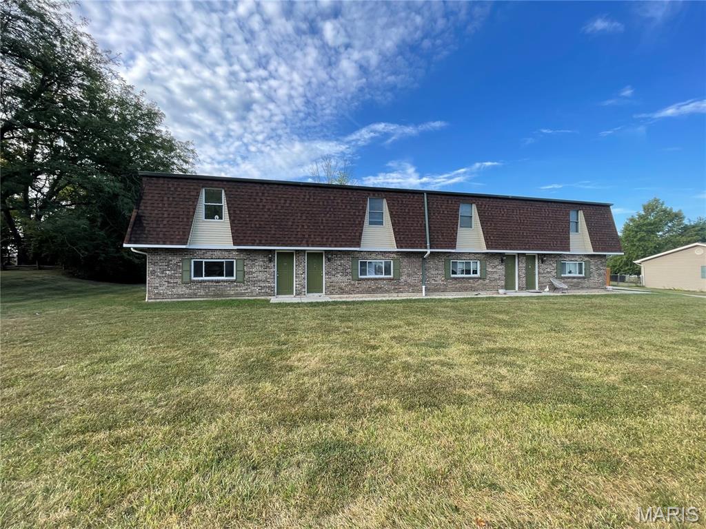 Photo of 1 Maple Hills Townhouse Drive Warrenton MO 63383
