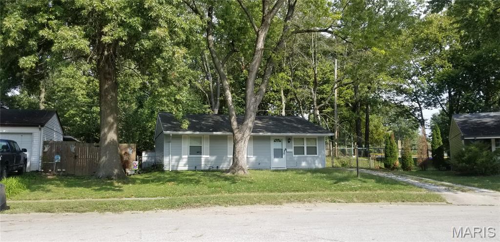 Photo of 41 Scarlet Drive Belleville IL 62220