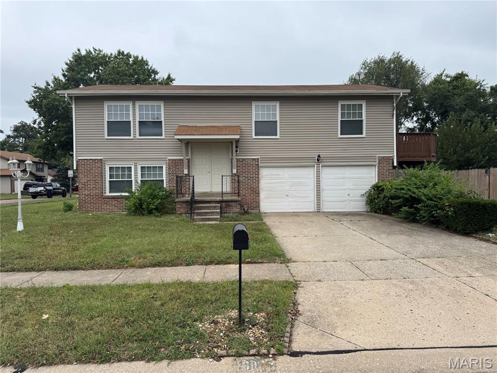 Photo of 6113 Lake Paddock Drive Florissant MO 63033