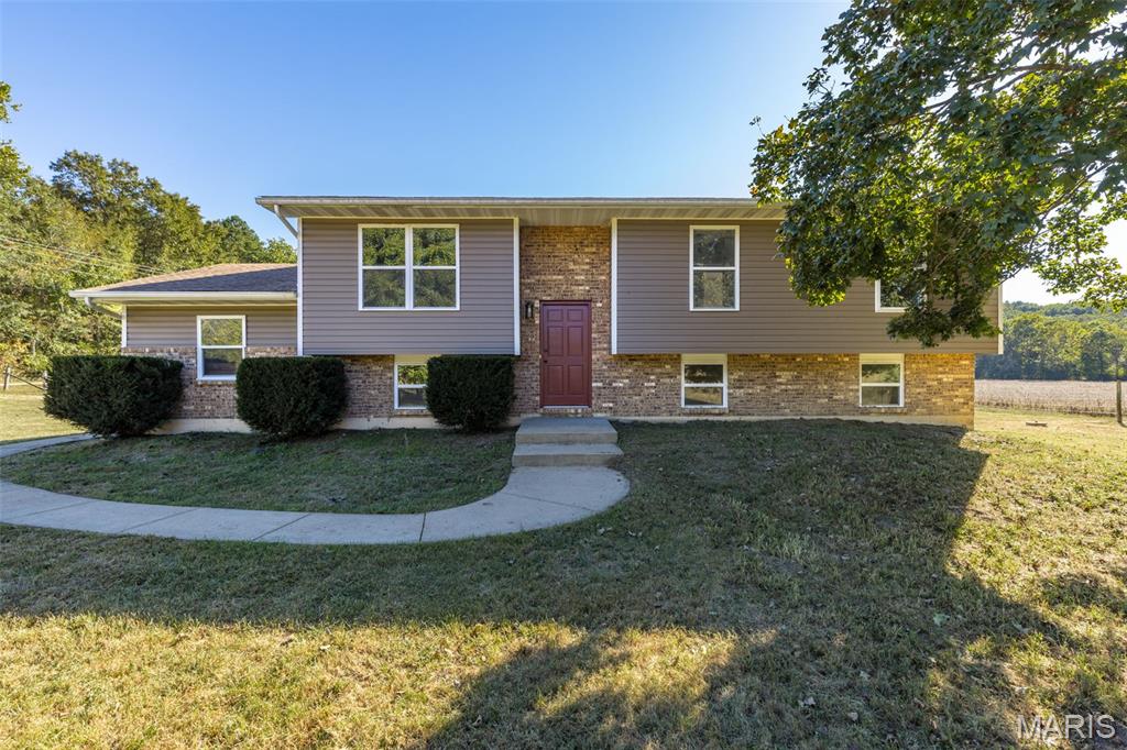 Photo of 10040 Sago Road Potosi MO 63664