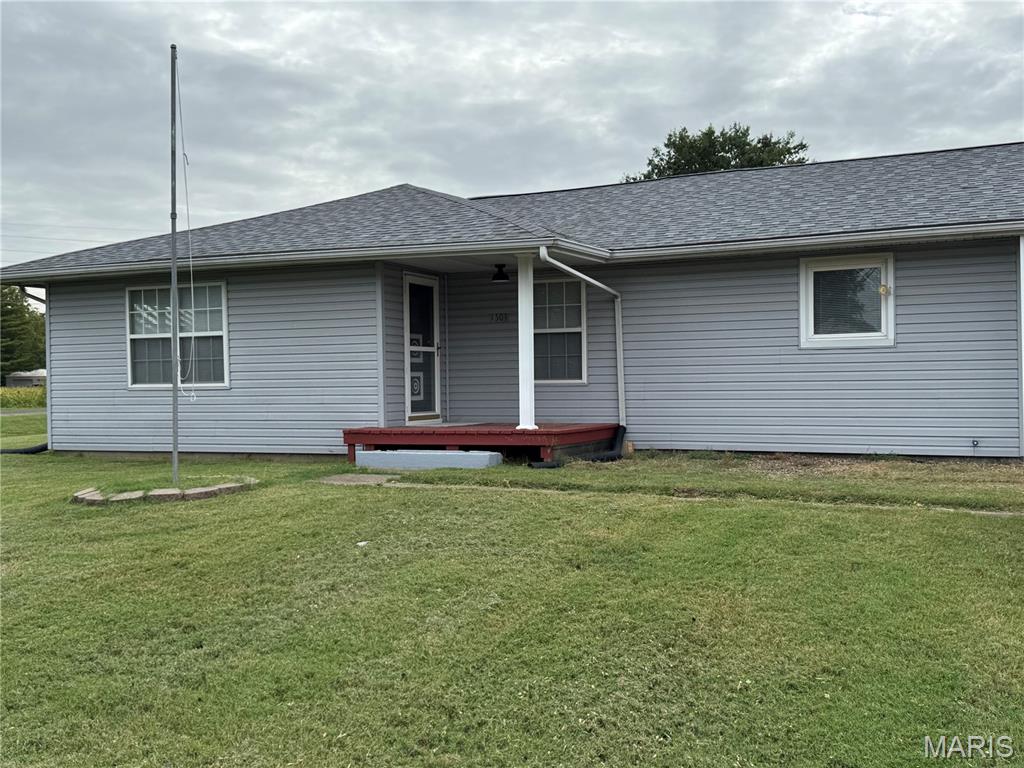 Photo of 1501 Muskopf Place Dupo IL 62239