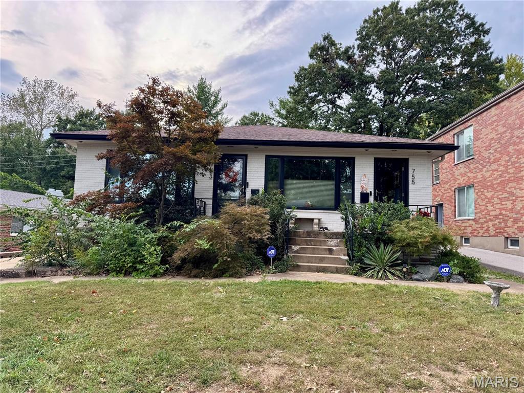 Photo of 753-755 Lepere Avenue St Louis MO 63132