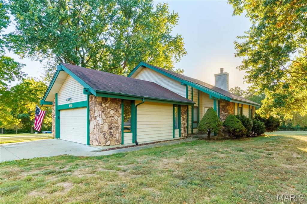 Photo of 109 Osage Way Weldon Spring MO 63304