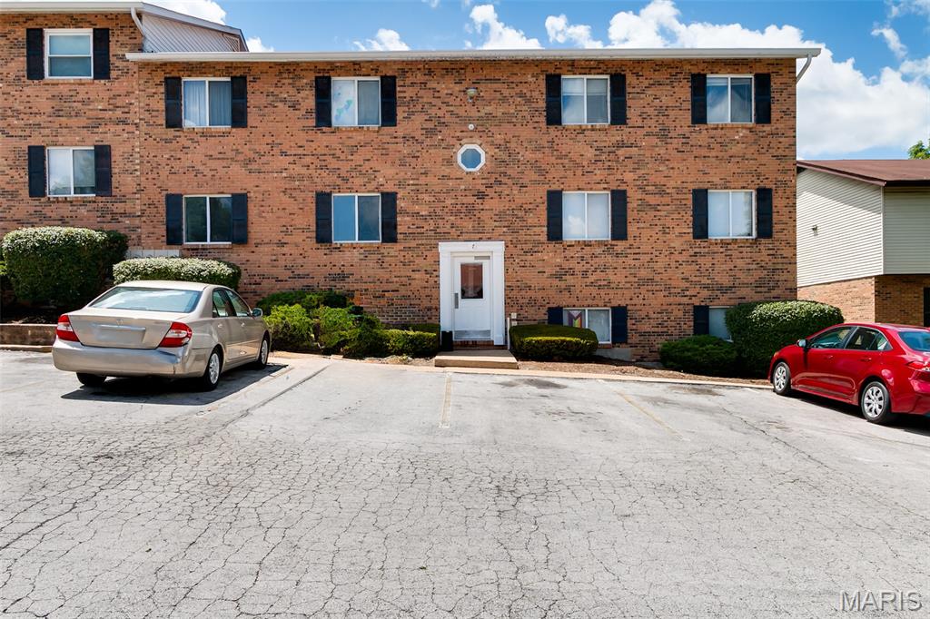 Photo of 7 Village West Court #101,102,201,202,301,302 Washington MO 63090