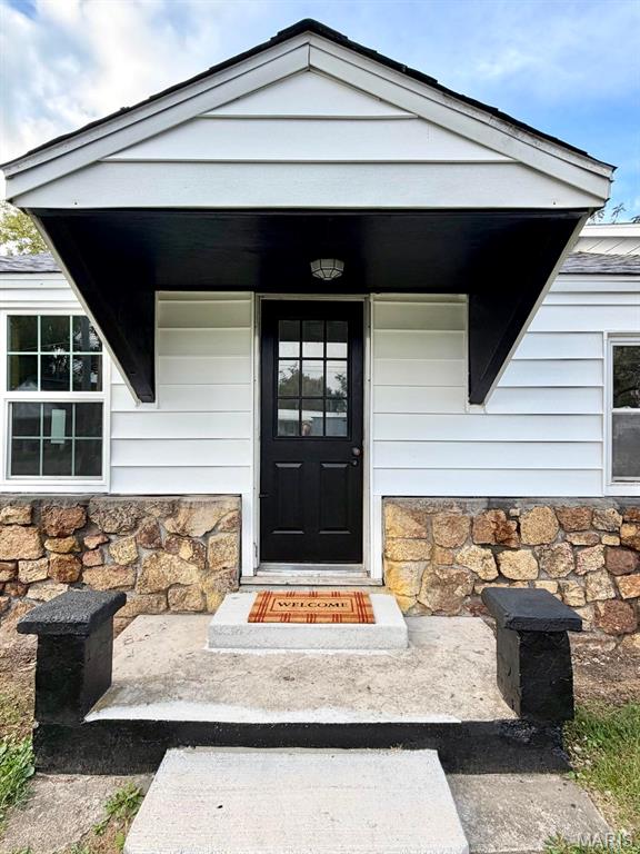 Photo of 518 W M- Thoroughfare Street Seymour MO 65746