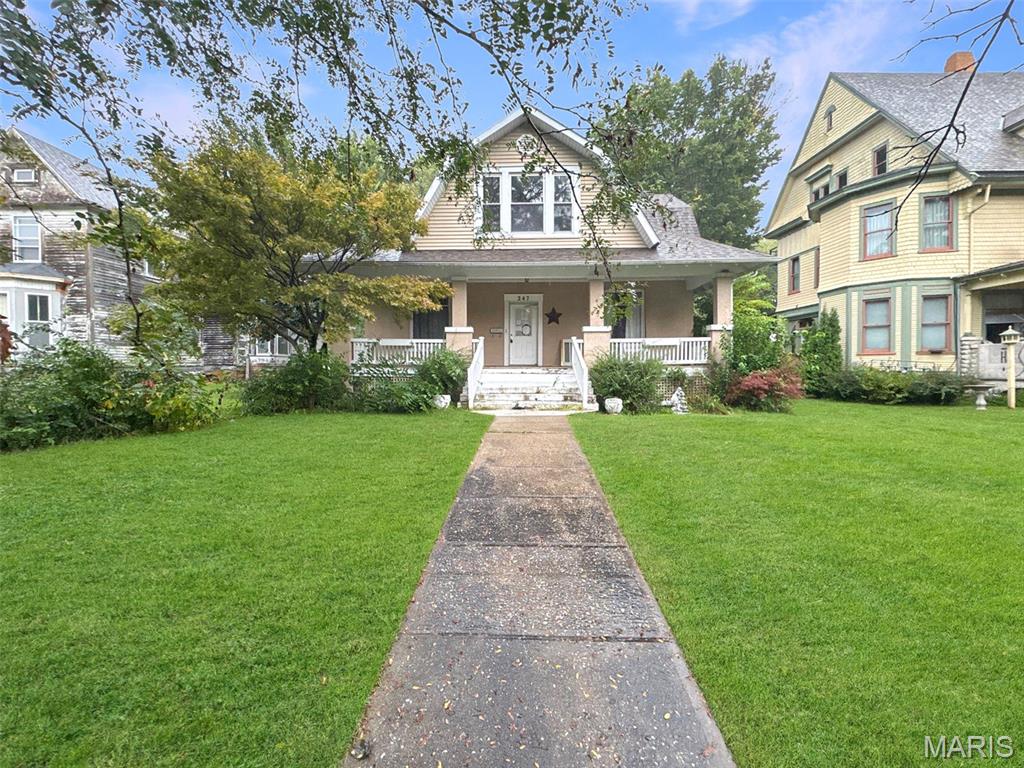 Photo of 247 W Main Street Carthage IL 62321