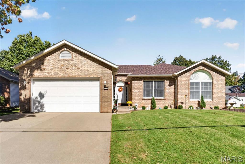 Photo of 914 N Rapp Avenue Columbia IL 62236