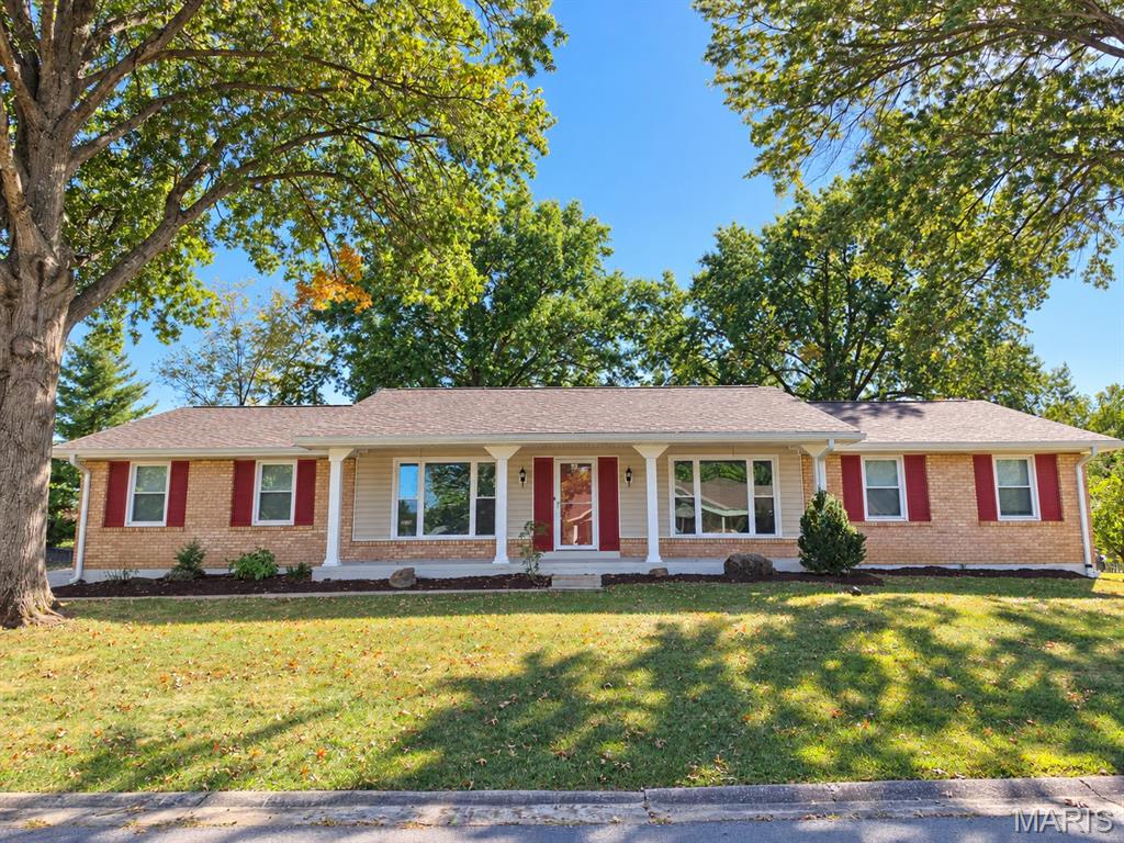 Photo of 17 Savoy Drive Lake St Louis MO 63367