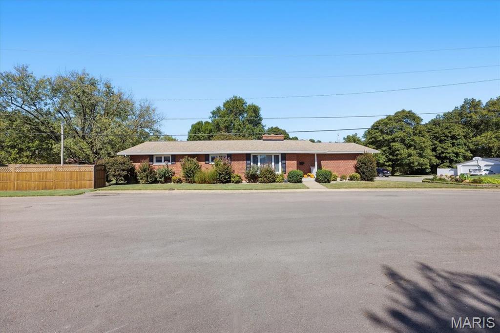 Photo of 111 Linn Drive Ste Genevieve MO 63670