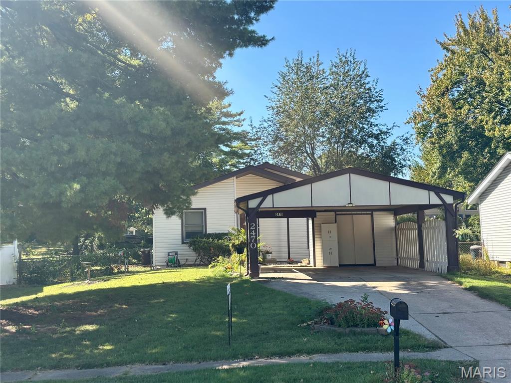 Photo of 2470 Jenkee Drive Florissant MO 63031