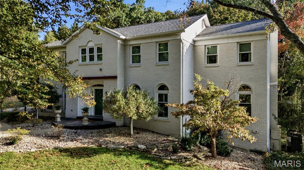 Photo of 1706 Mason Knoll Road St Louis MO 63131