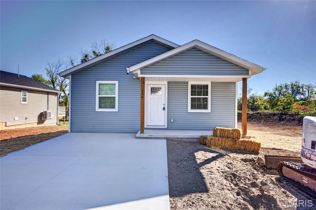 Photo of 430 Railroad Avenue Lebanon MO 65536