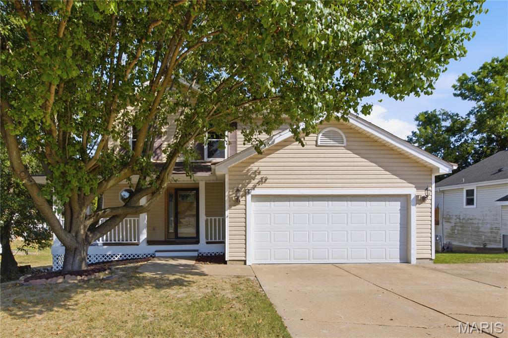 Photo of 2724 Smiley Road Maryland Heights MO 63043