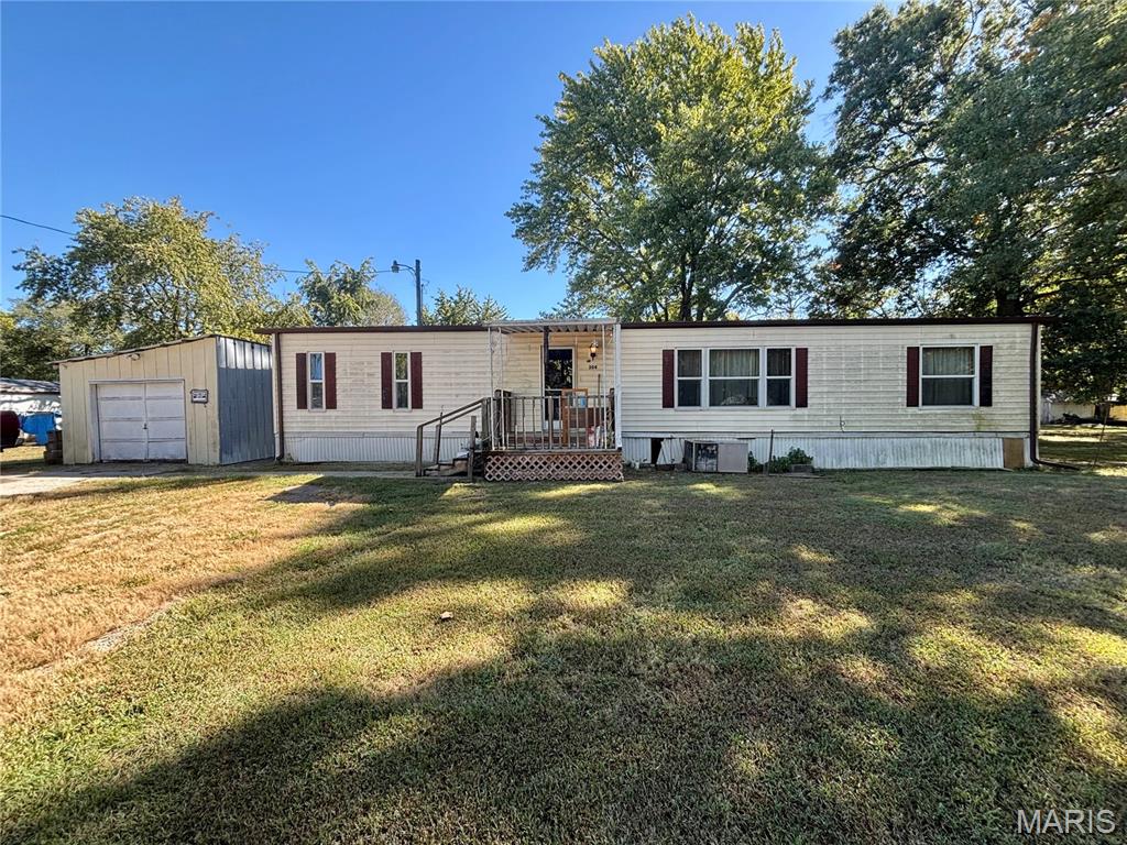 Photo of 204 S Cherry Street Bellflower MO 63333