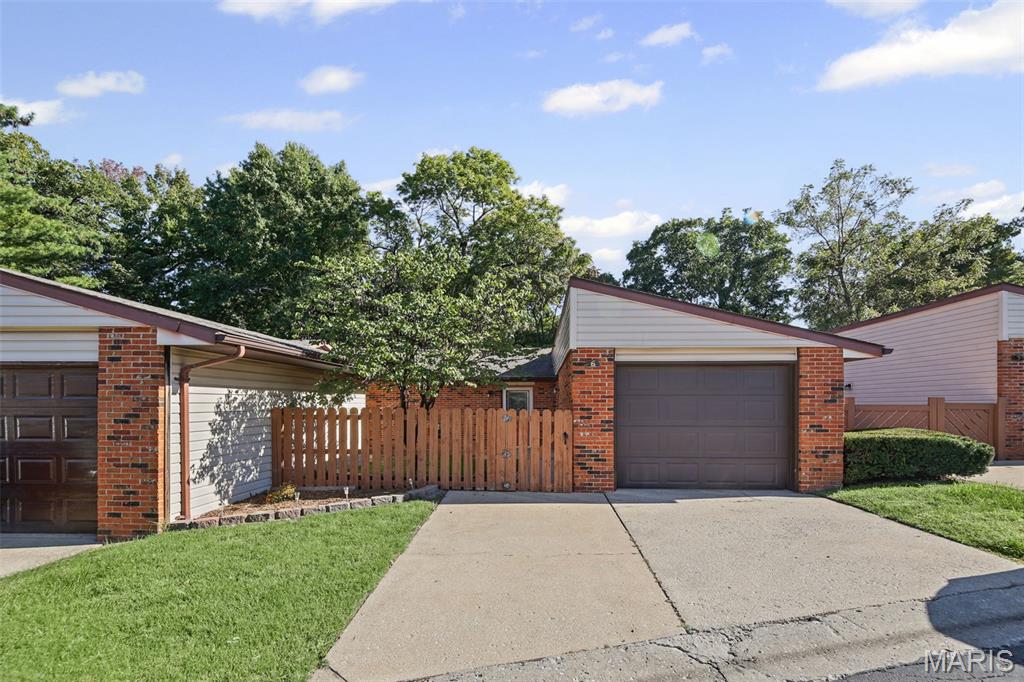 Photo of 6 Parkridge Belleville IL 62226