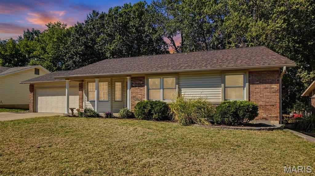 Photo of 1607 Treetop Drive St Charles MO 63303