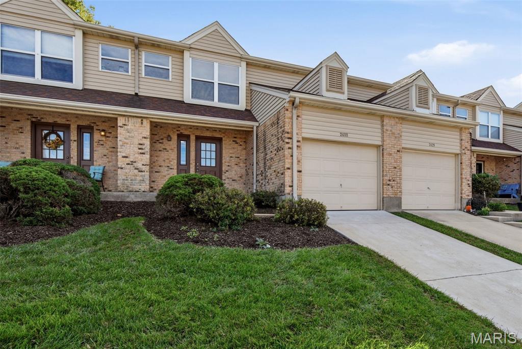 Photo of 2433 Sandalwood Creek Court Wildwood MO 63038