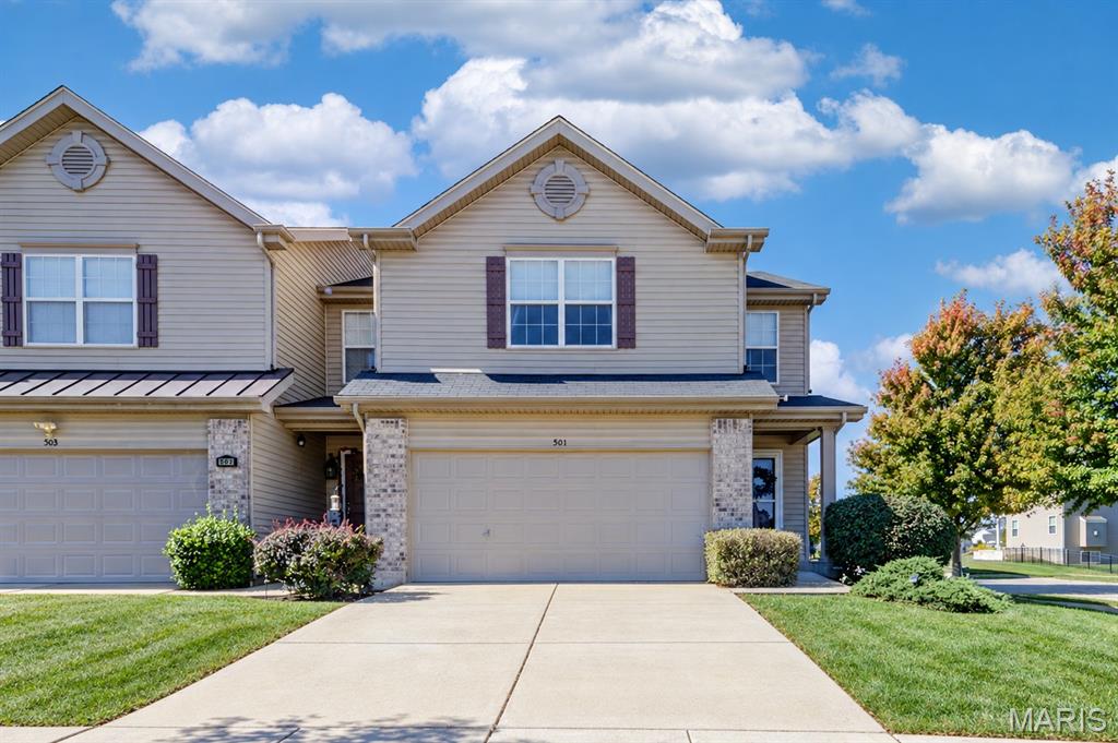 Photo of 501 Country Circle Drive Lake St Louis MO 63367