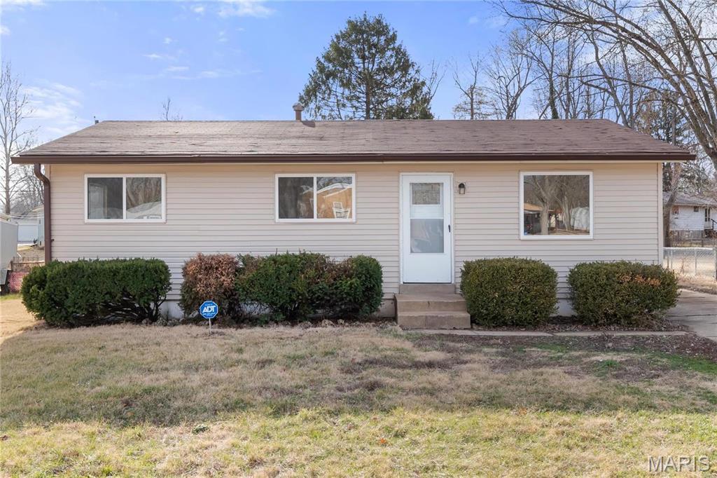 Photo of 1476 Widefields Lane St Louis MO 63138