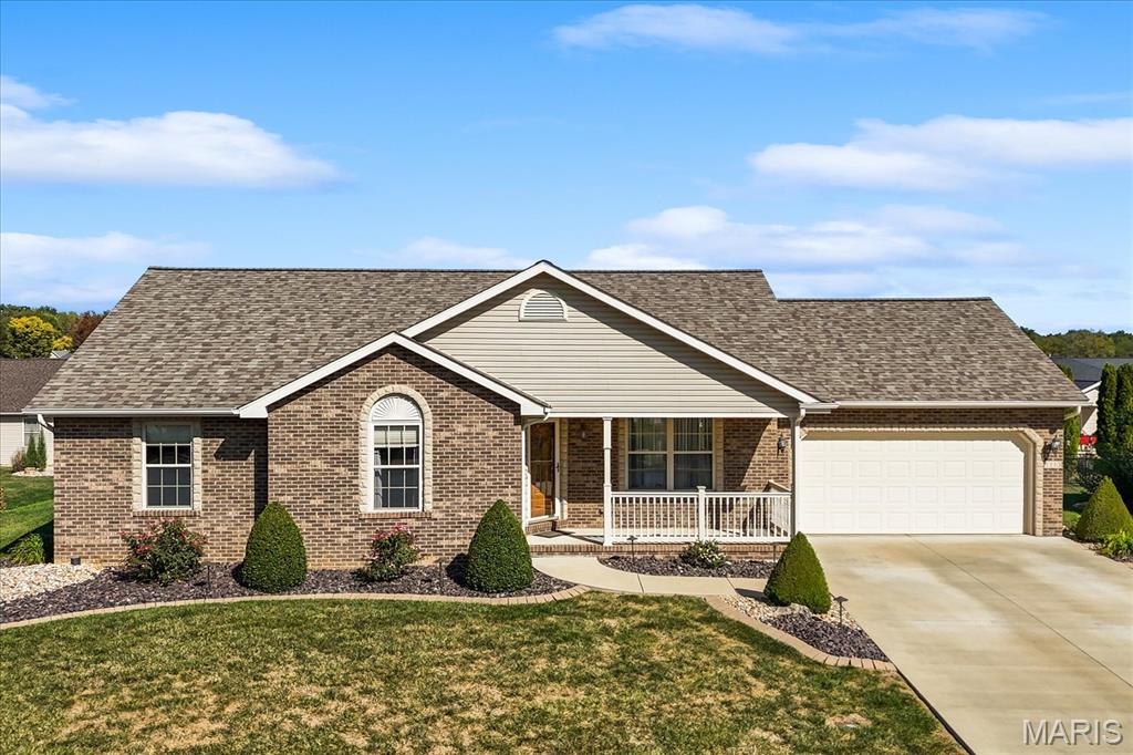 Photo of 1113 E 3rd Street Trenton IL 62293