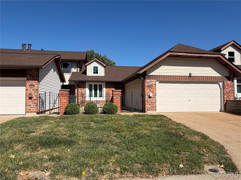 Photo of 13015 Tiger Lily Court St Louis MO 63146