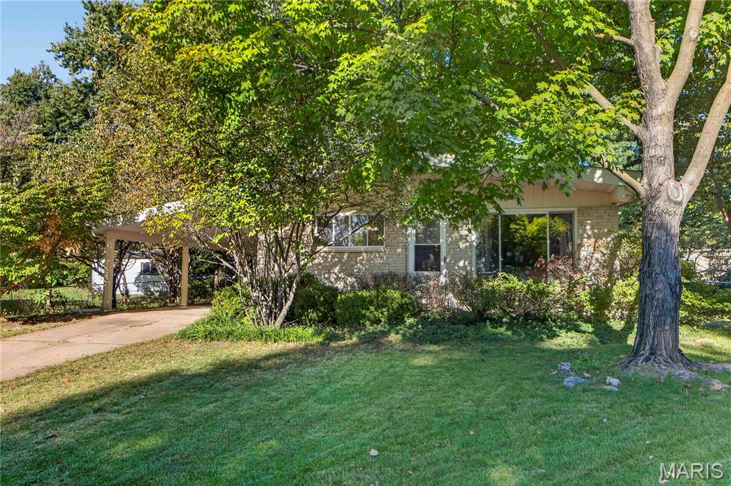 Photo of 1365 Parakeet Lane Florissant MO 63031