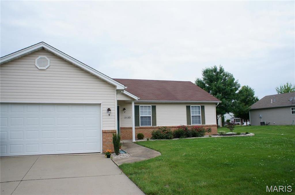 Photo of 1433 BRISTLECONE Drive O'Fallon IL 62269