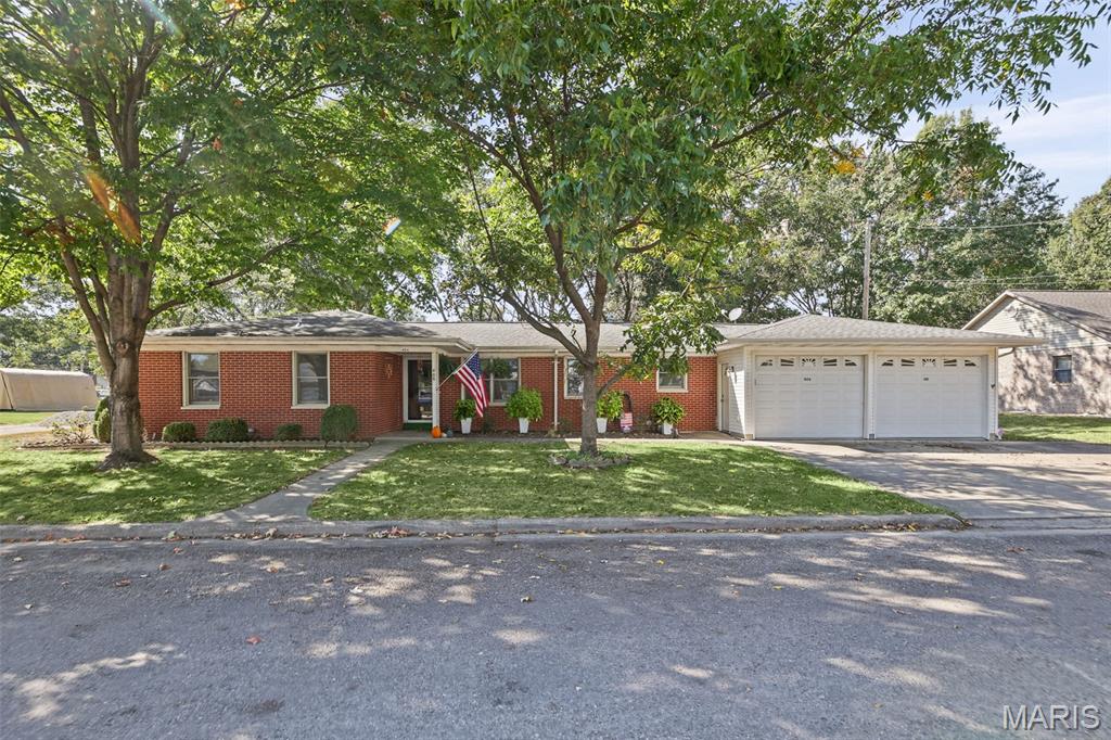 Photo of 406 N Broadway Albers IL 62215