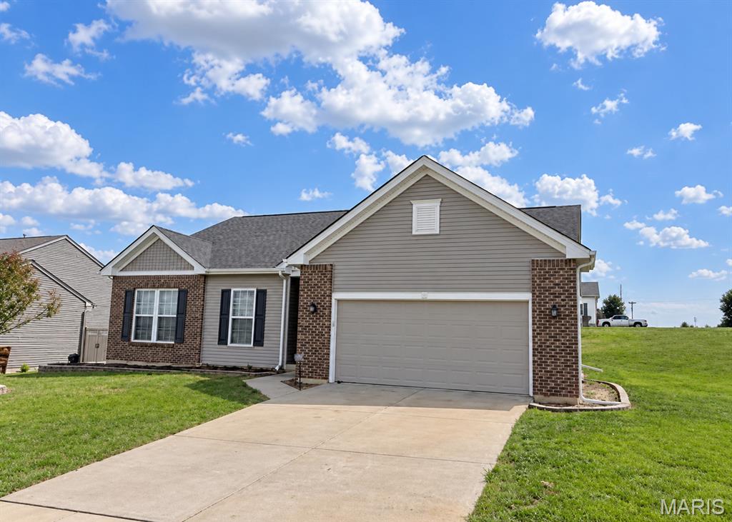 Photo of 30 Crystal Manor Court Wentzville MO 63385