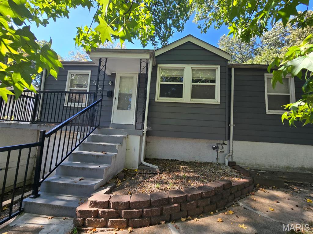 Photo of 7008 Paisley Drive Flordell Hills MO 63136