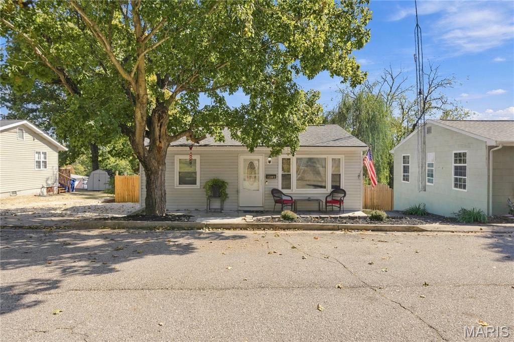 Photo of 1307 S 3rd Street De Soto MO 63020