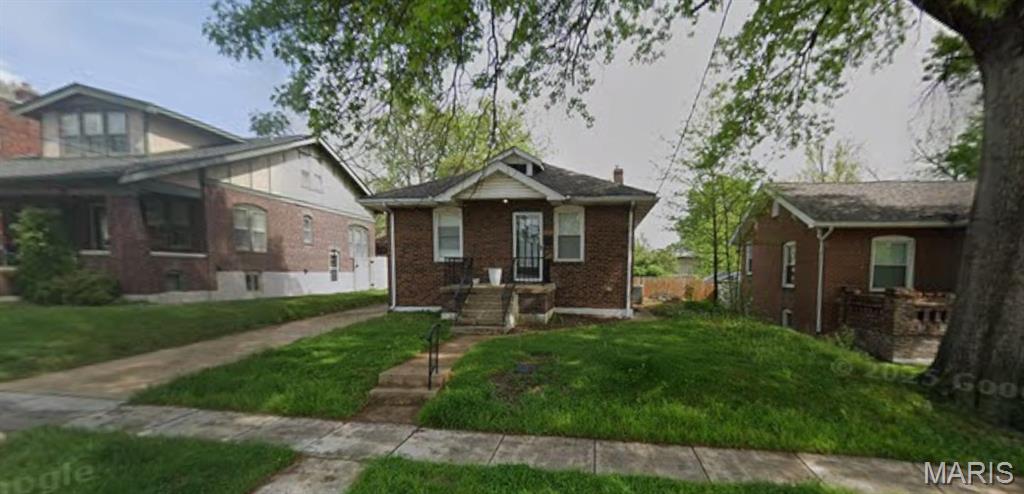 Photo of 7343 Zephyr Place St Louis MO 63143