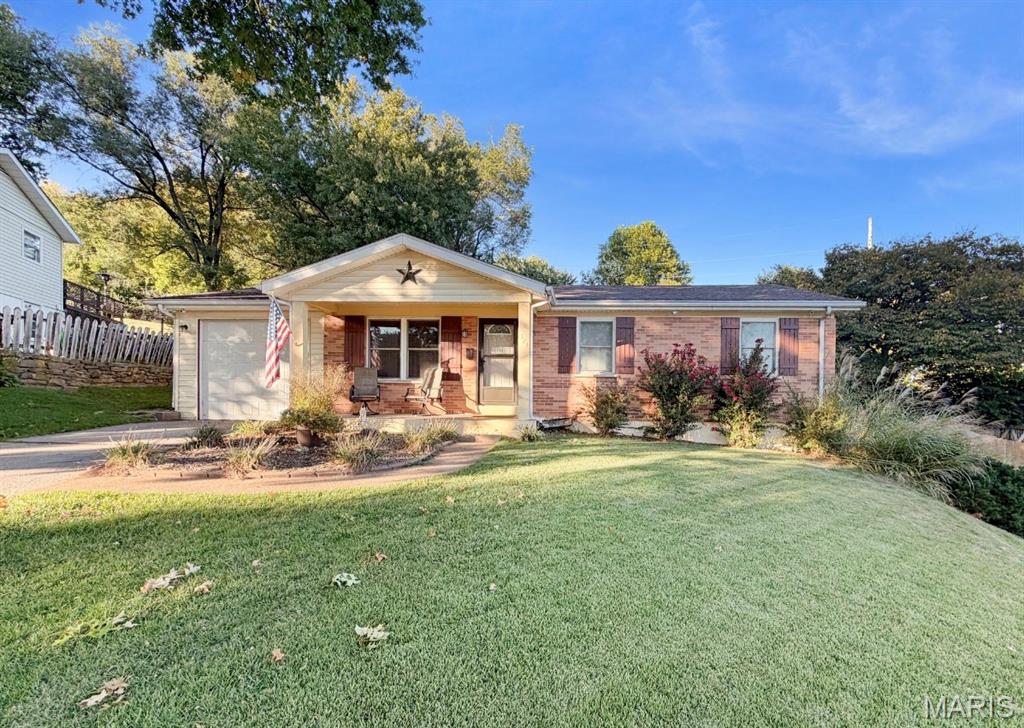 Photo of 121 N 18th Street Louisiana MO 63353