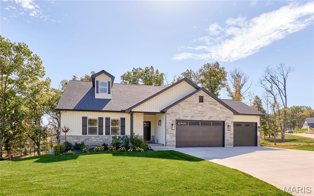Photo of 412 Shady Trail Drive Troy MO 63379