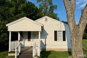 Photo of 114 Reuben Street Sikeston MO 63801