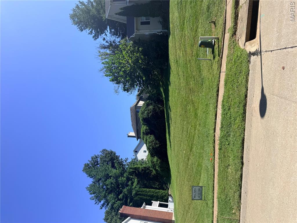 Photo of 5220 Autumnwinds Drive Oakville MO 63129