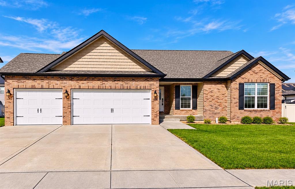 Photo of 608 Monarch Drive O'Fallon IL 62269