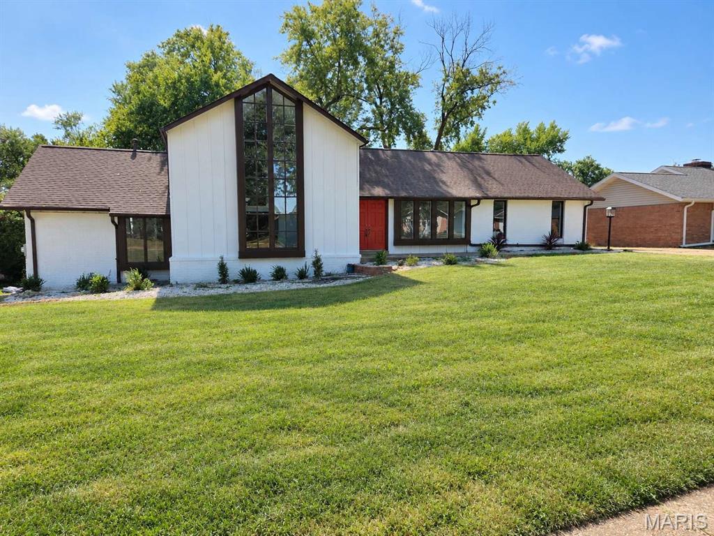 Photo of 500 Kingridge Drive Ballwin MO 63011